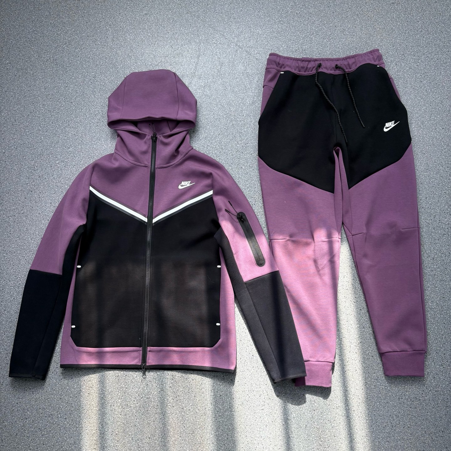 38_Nike Tracksuit