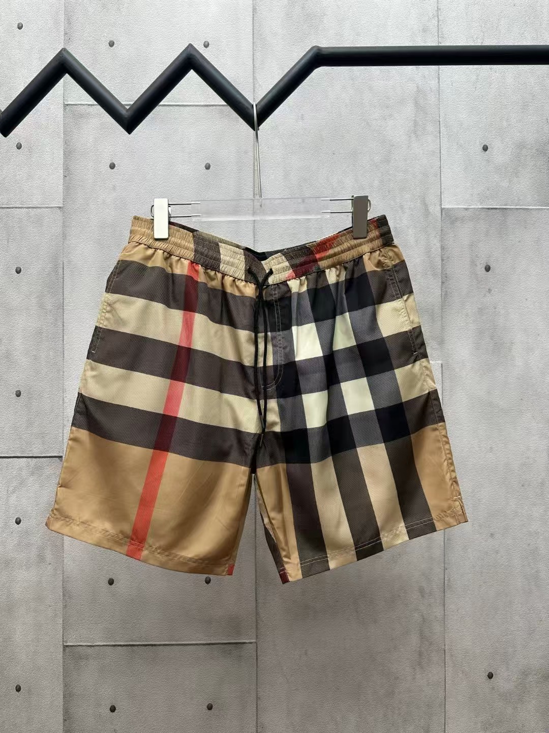 44_Burberry Shorts