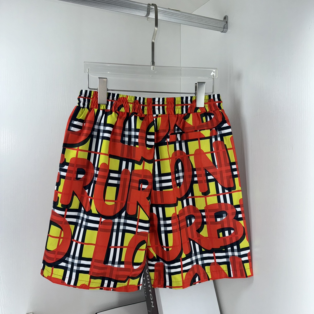 104_Burberry Shorts
