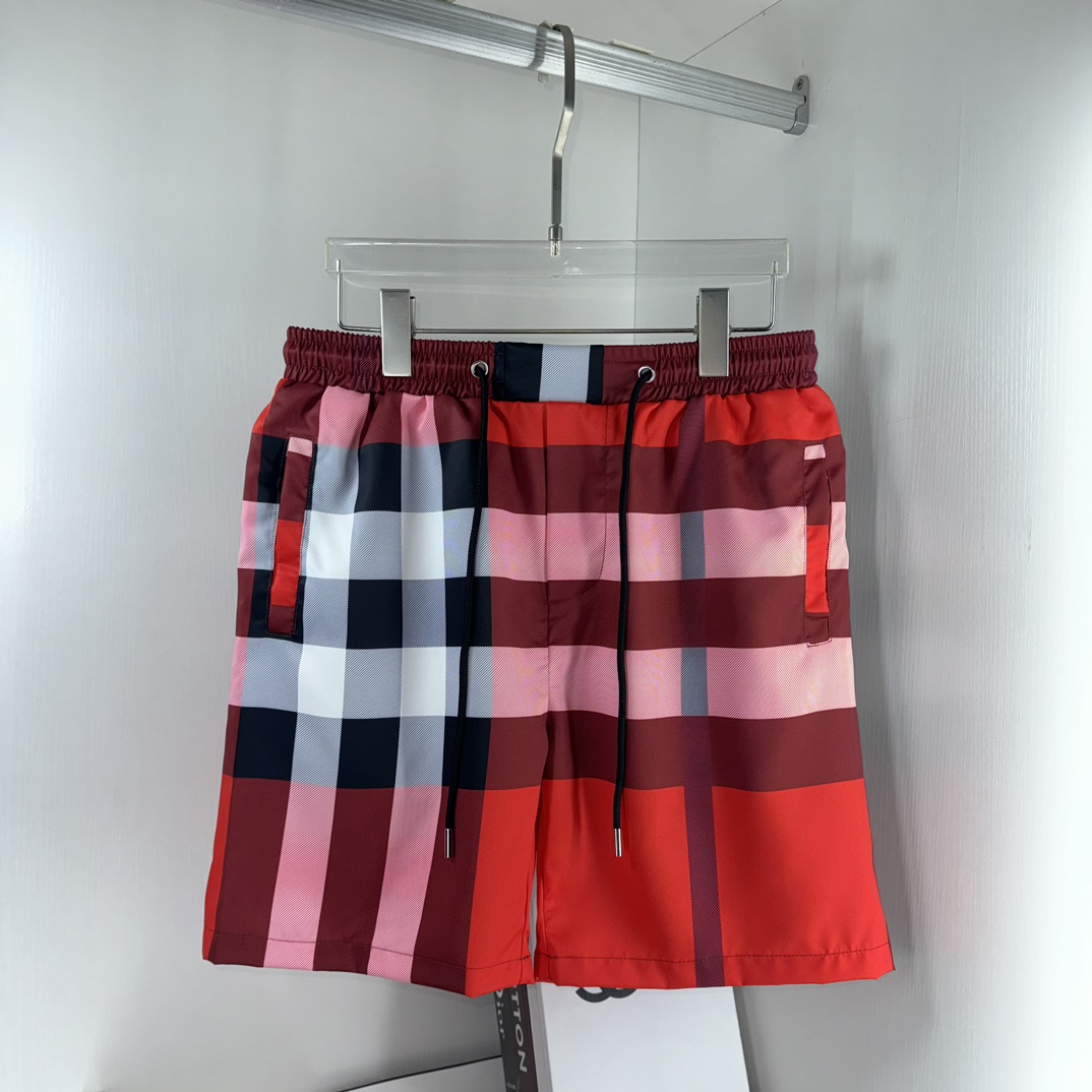 111_Burberry Shorts