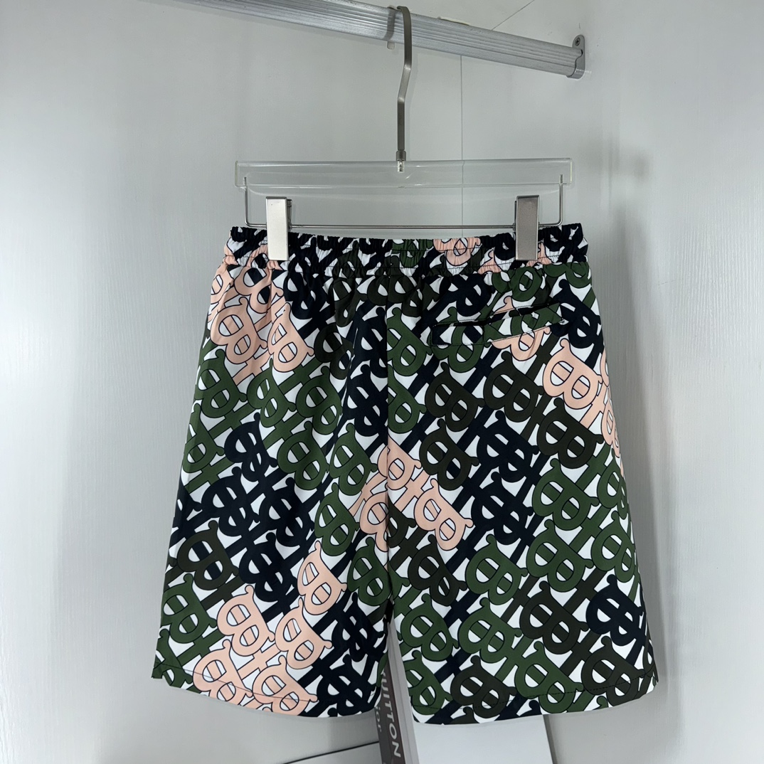 109_Burberry Shorts