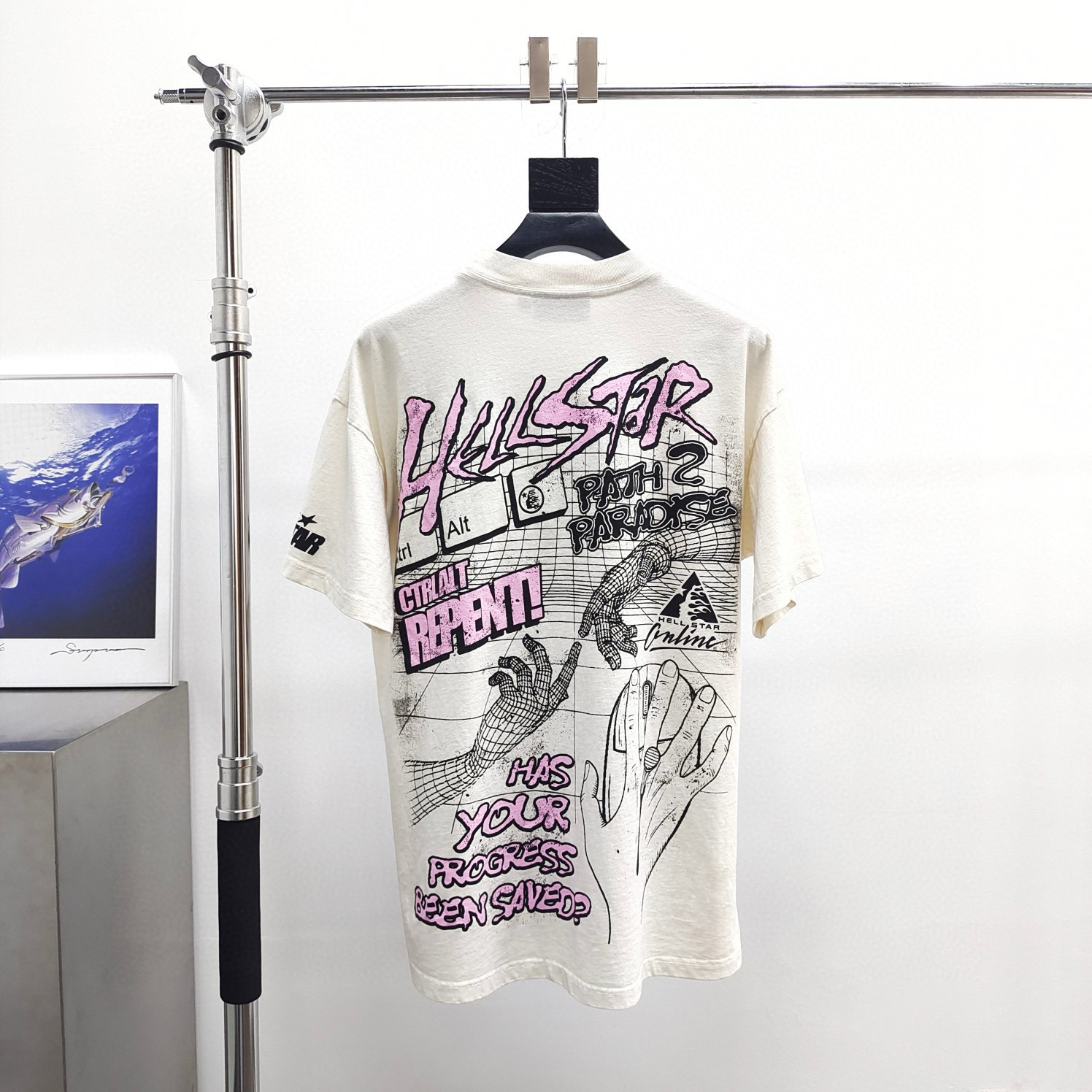 90_[1:1 NFC tag quality] Hellstar T-shirt