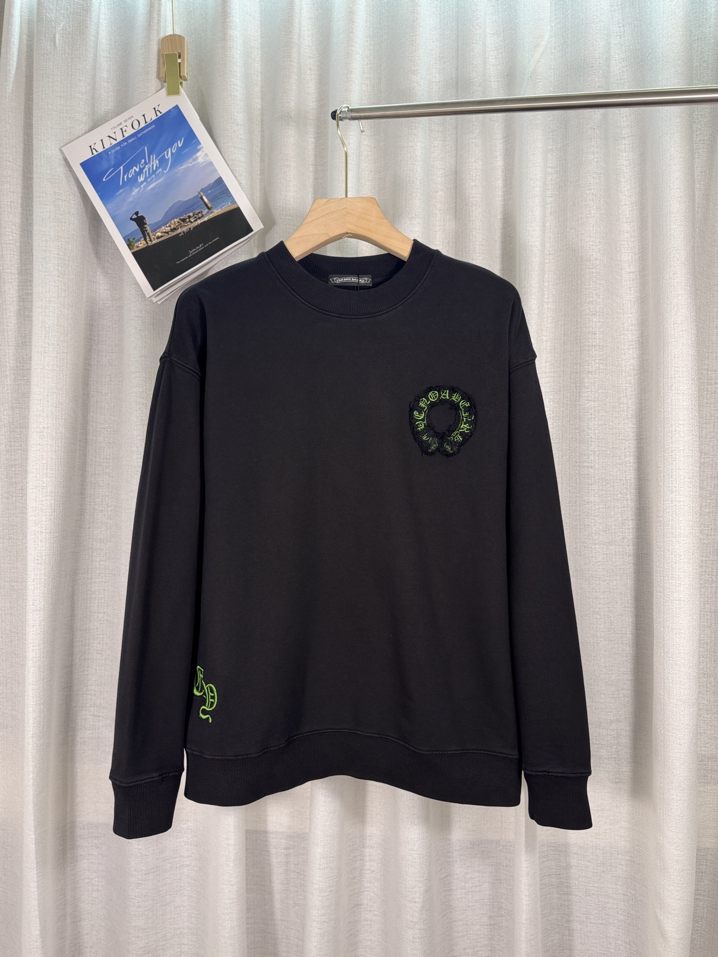 41_Chrome Heart Crewneck