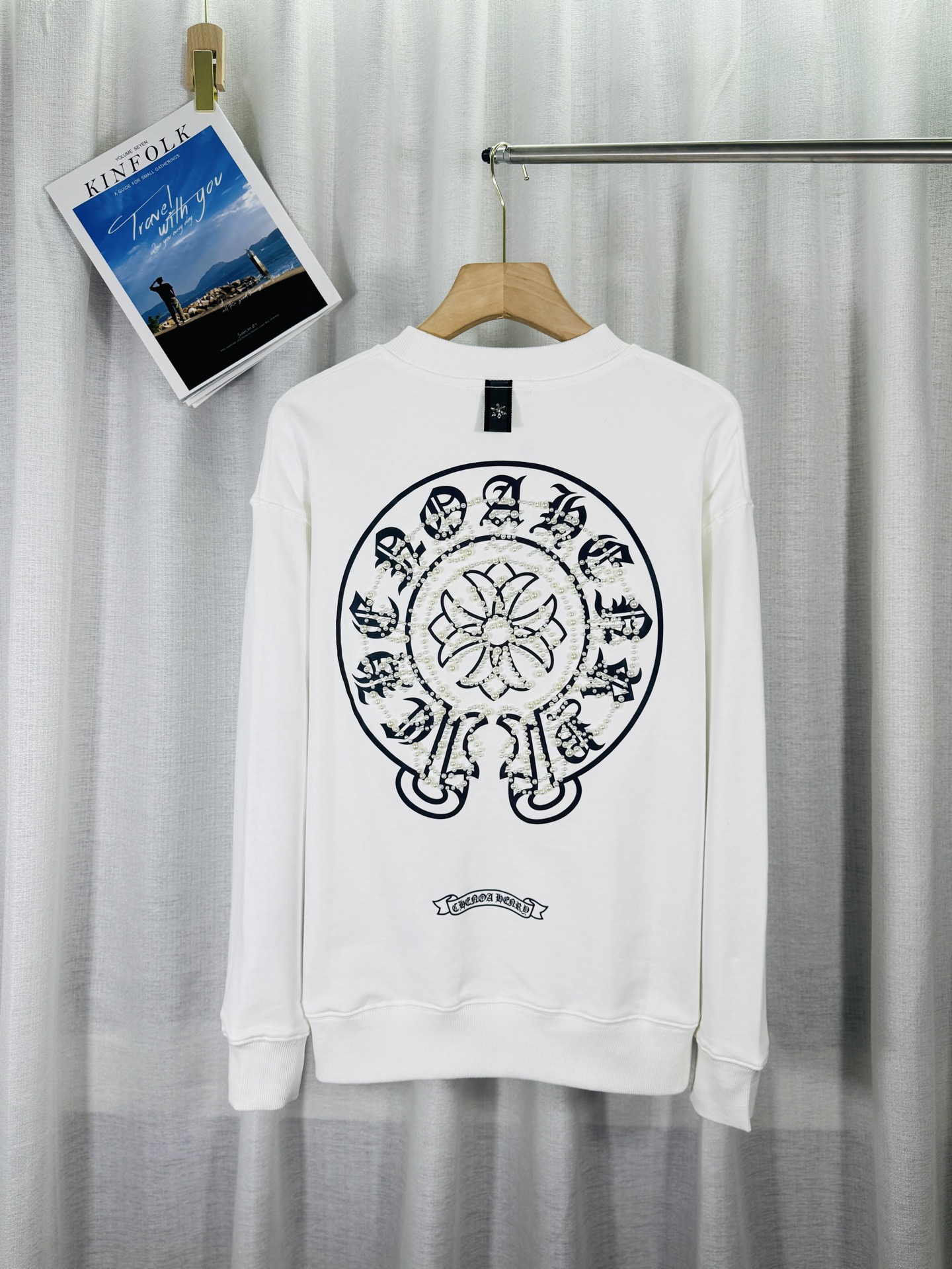 22_Chrome Heart Crewneck