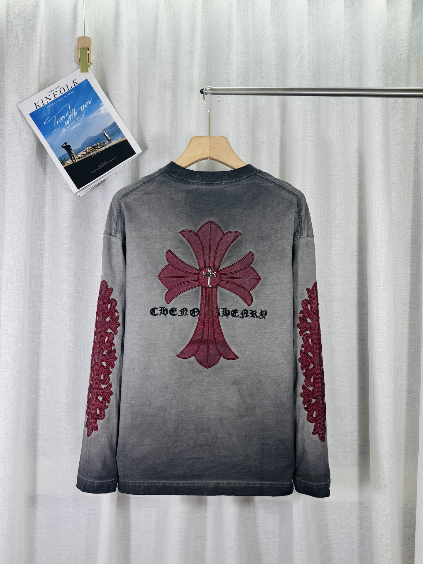 24_Chrome Heart Crewneck