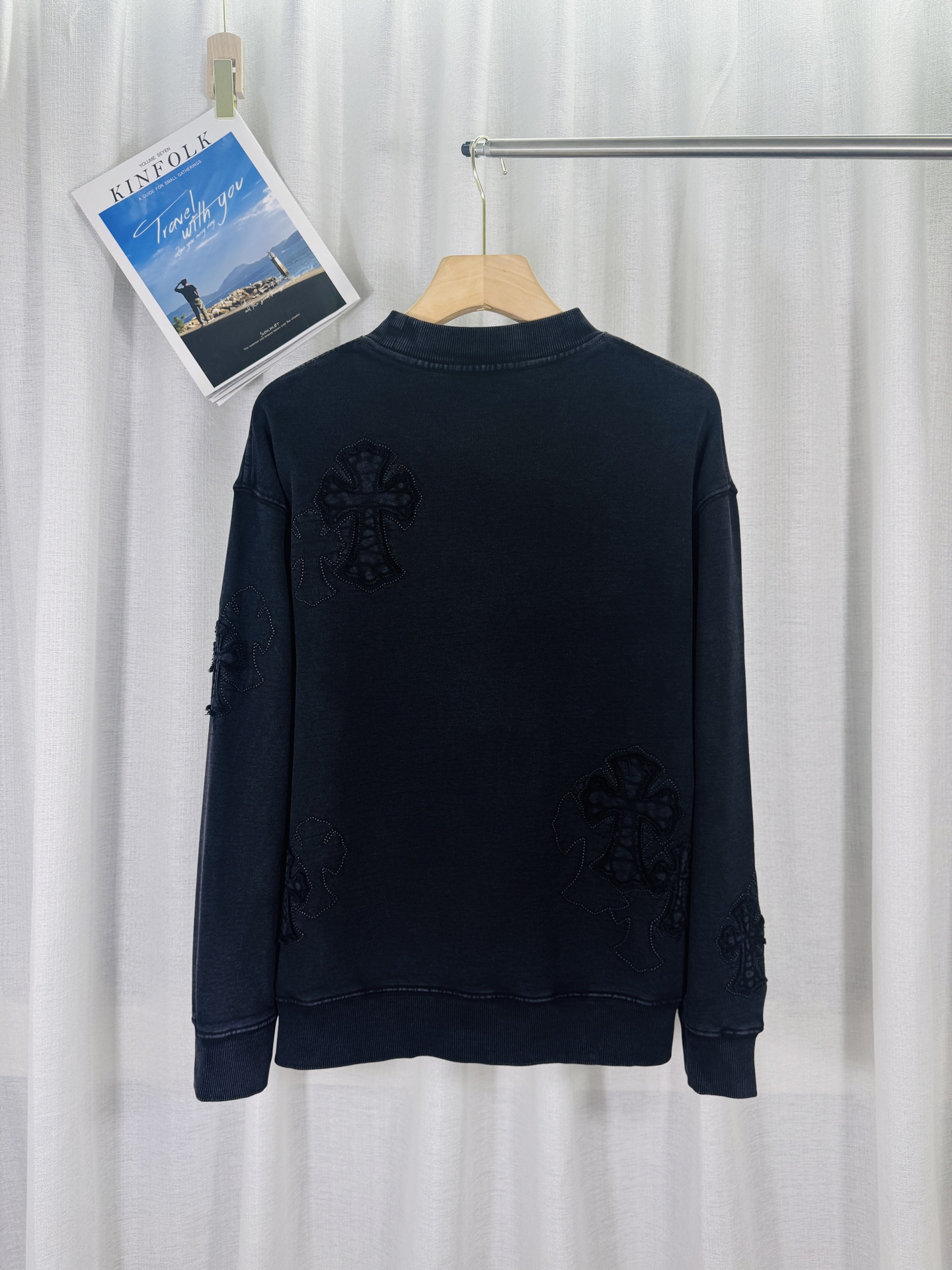 21_Chrome Heart Crewneck