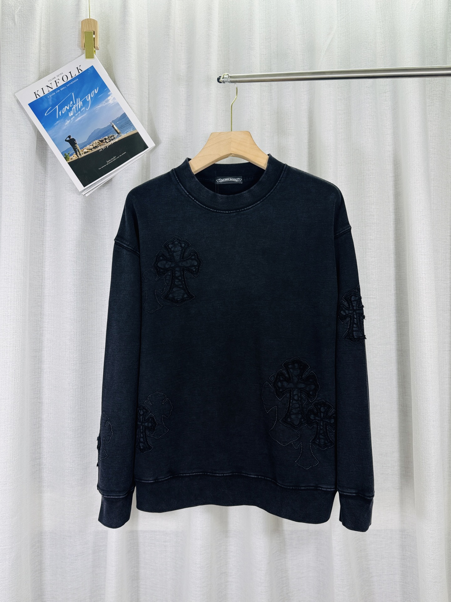 21_Chrome Heart Crewneck