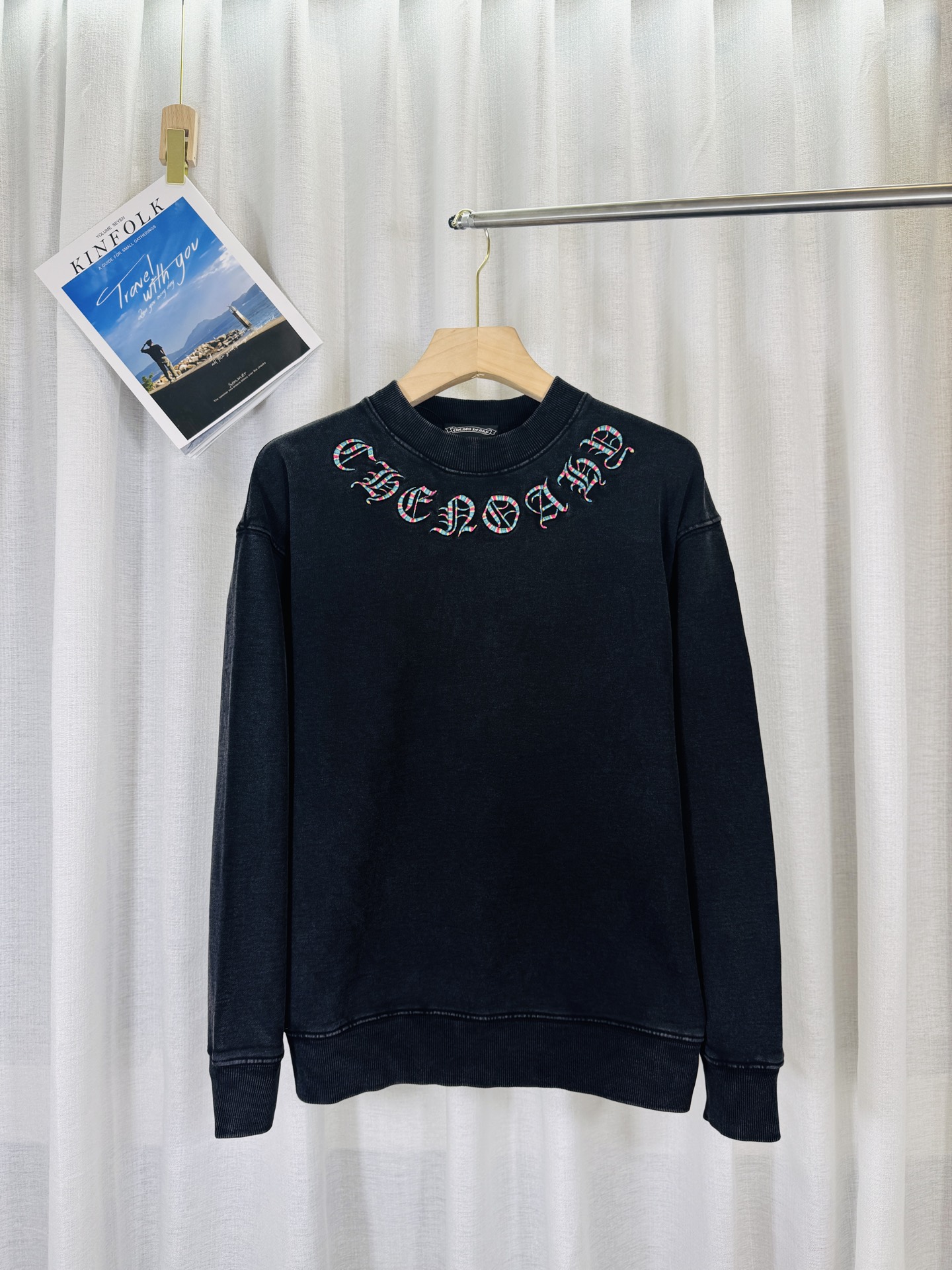 48_Chrome Heart Crewneck