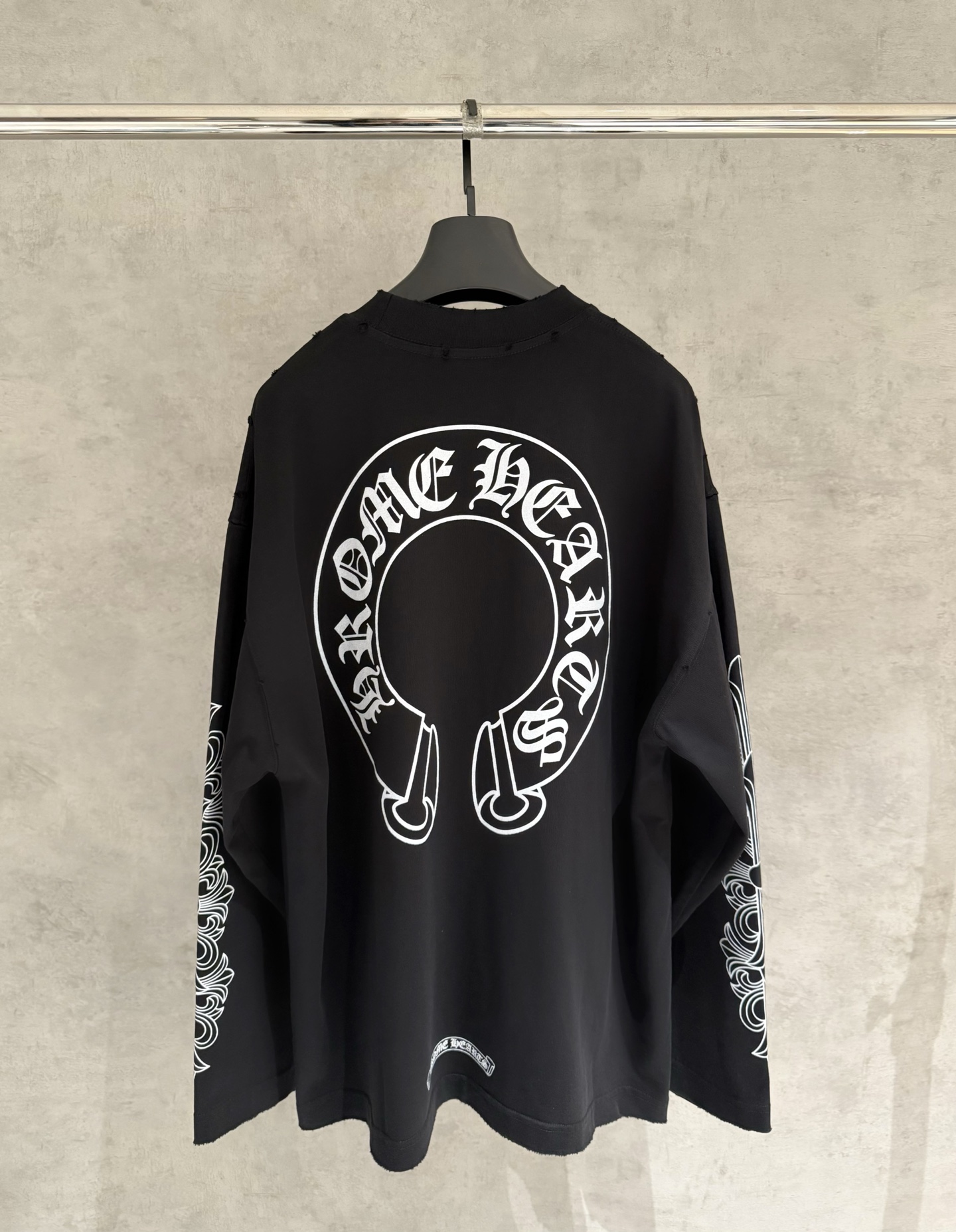 76_Chrome Heart Crewneck