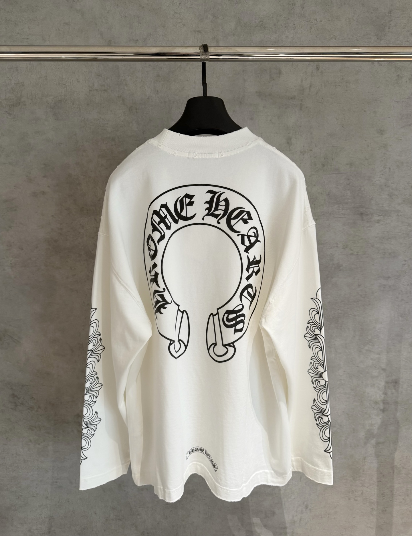 77_Chrome Heart Crewneck