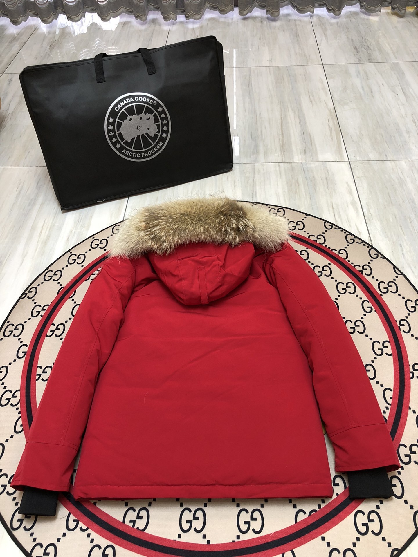 80_Canada Goose Down Jacket