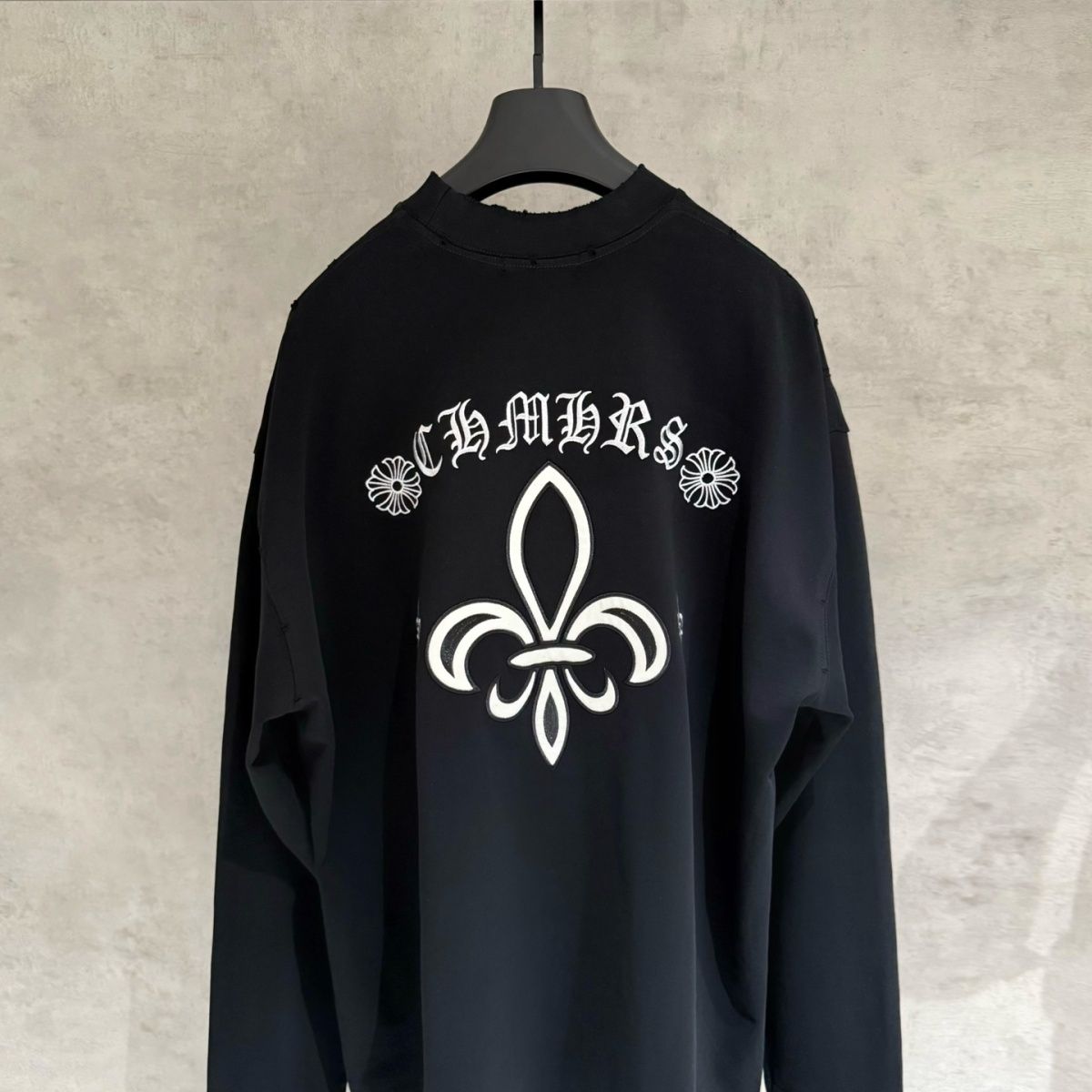 12_Chrome Heart Crewneck