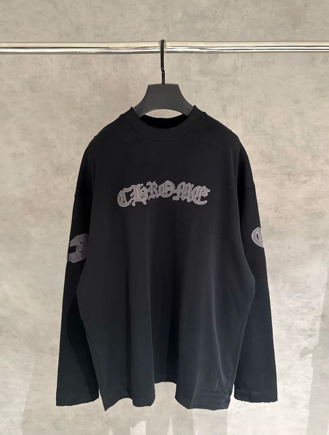 34_Chrome Heart Crewneck