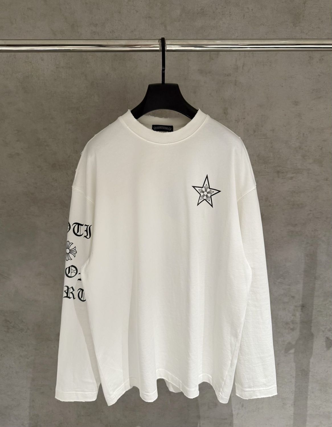 9_Chrome Heart Crewneck