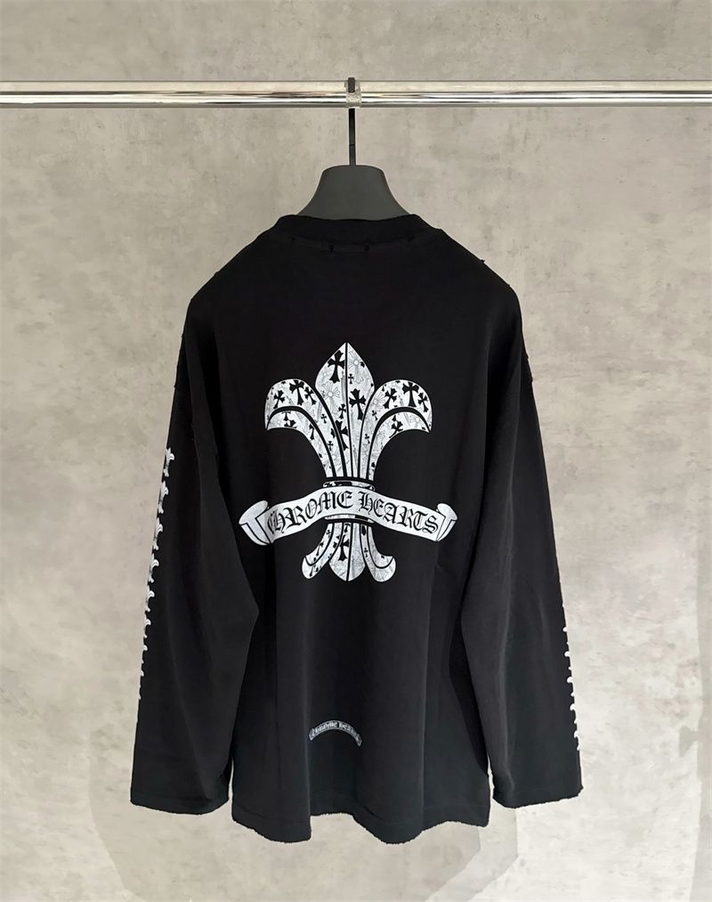 16_Chrome Heart Crewneck